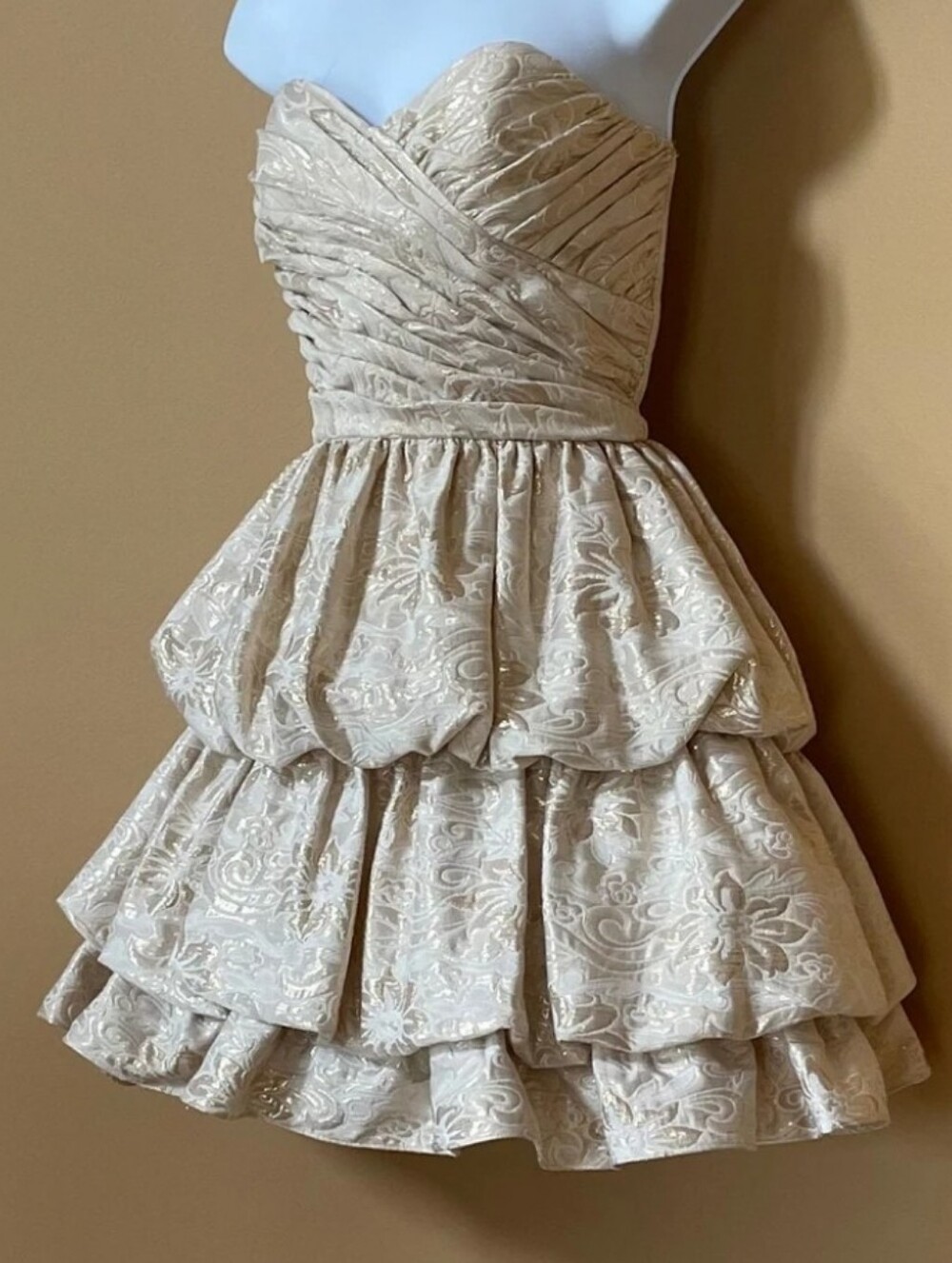 Y2K Betsey Johnson Gold‎ Jacquard Ruffle Dress. Size 8